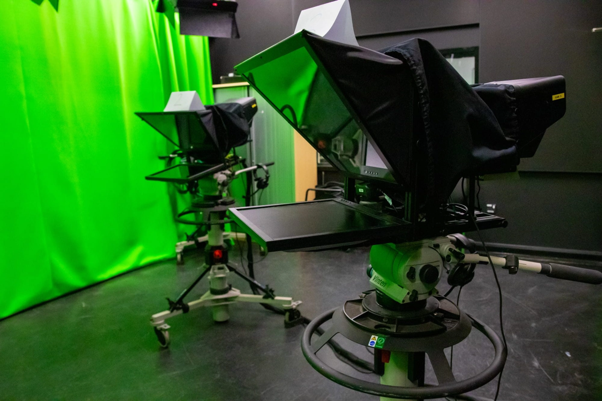 Lighting equipment jpg